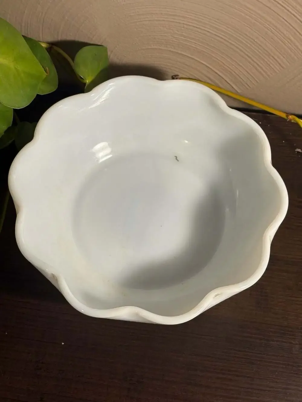 Jars France Plume White Pearl Scalloped Pasta Bowl